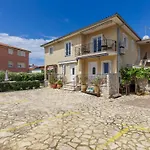 Apartment Villa Ester-6 By Interhome